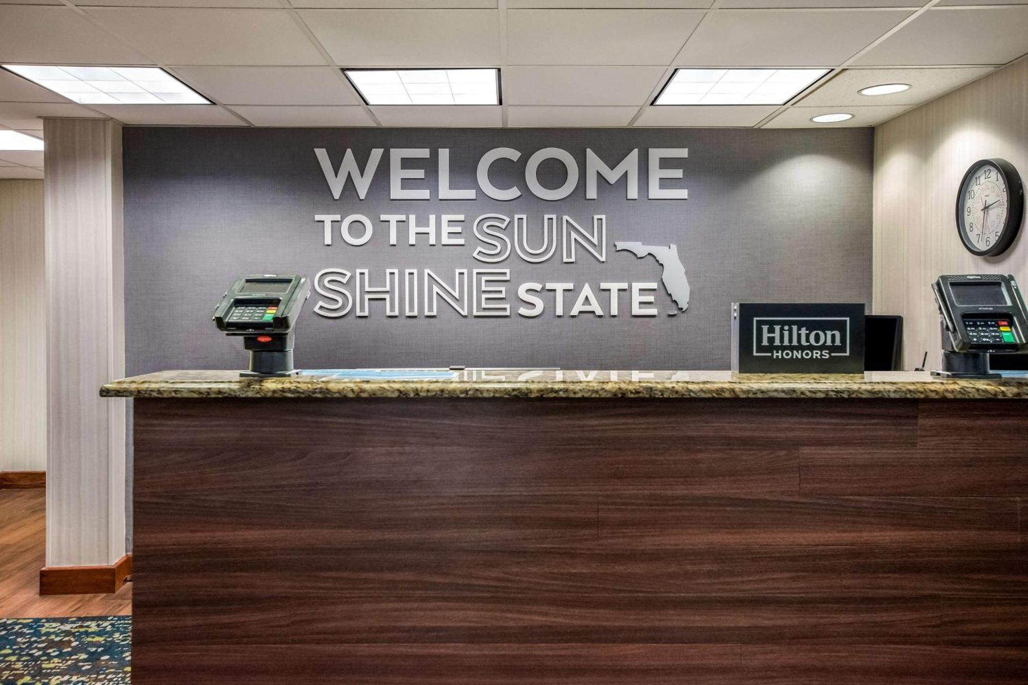 Hampton Inn Winter Haven Exterior photo