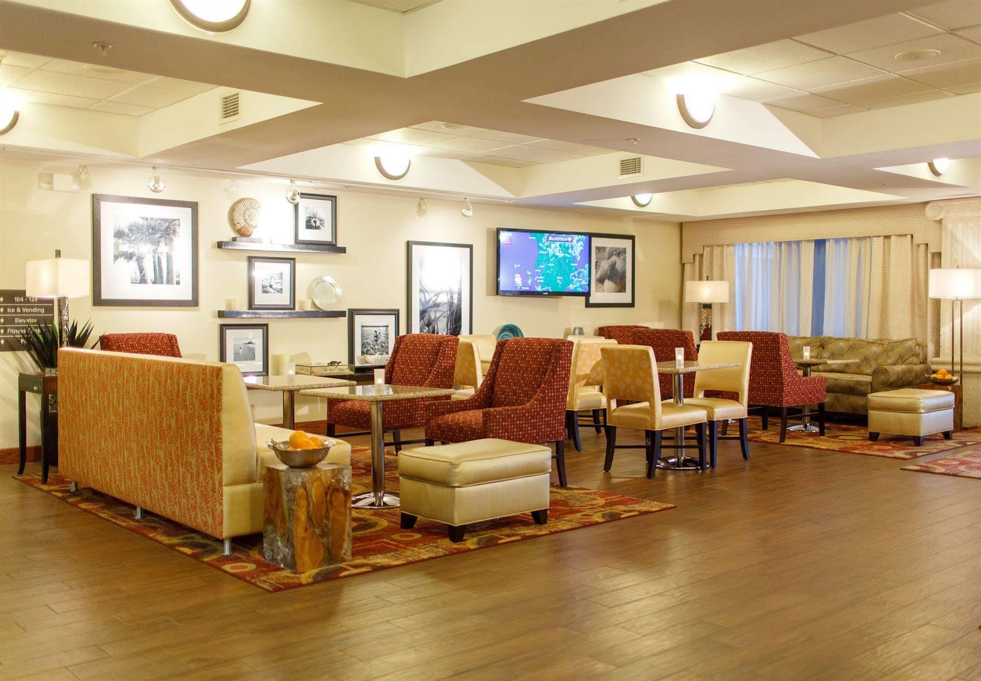 Hampton Inn Winter Haven Exterior photo