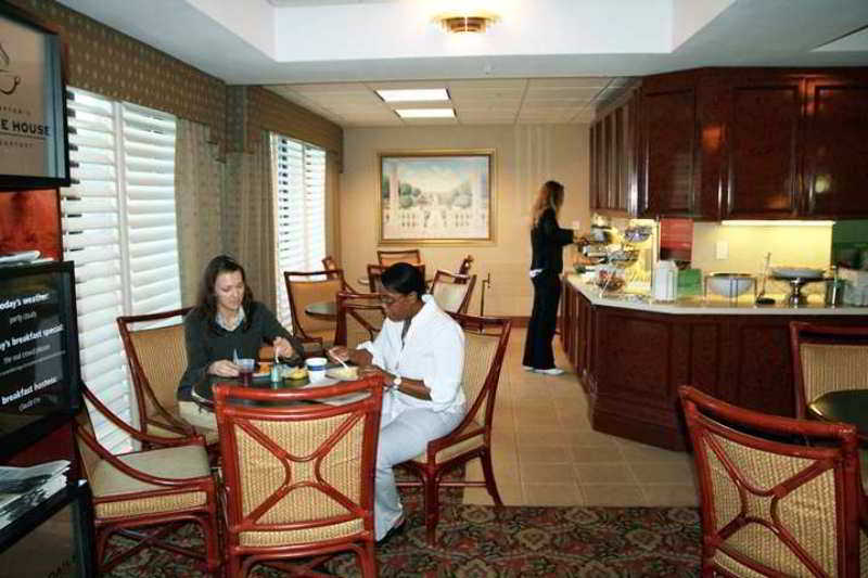 Hampton Inn Winter Haven Restaurant photo